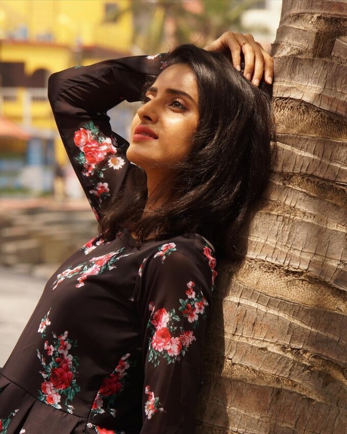 Serial Actress Ayesa Image Collection