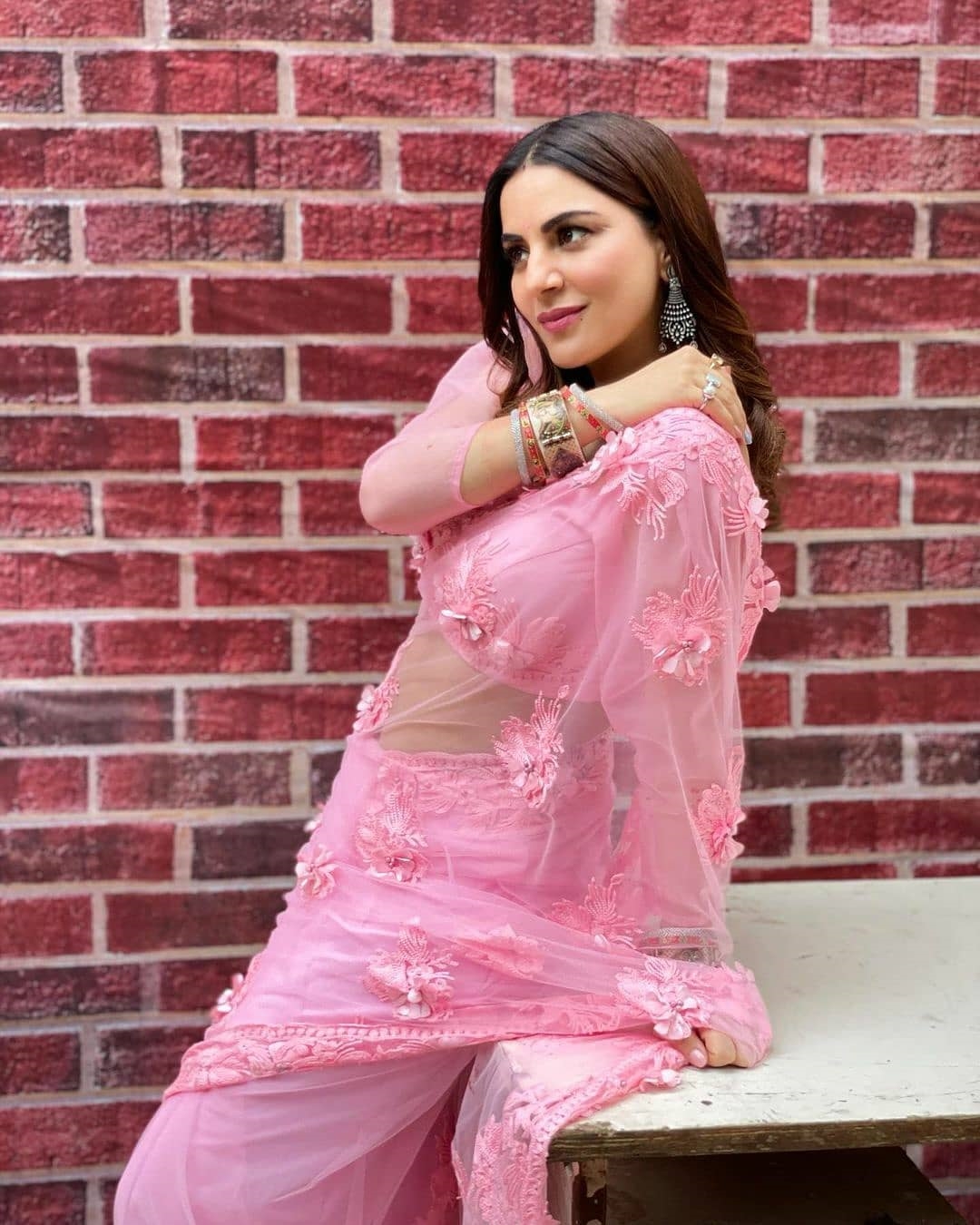 Shraddha Arya latest Photos