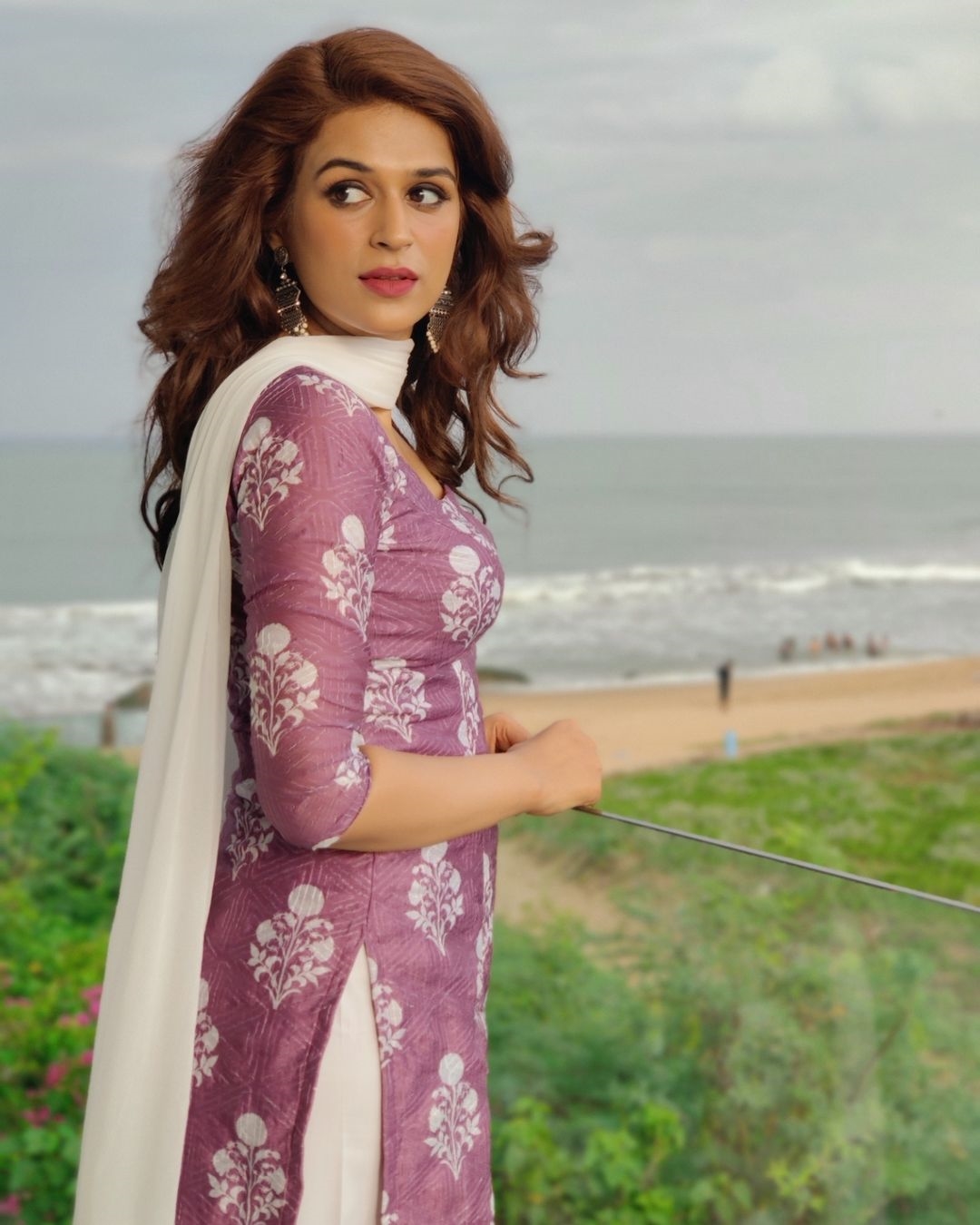 Shraddha Das New Photos In Out side