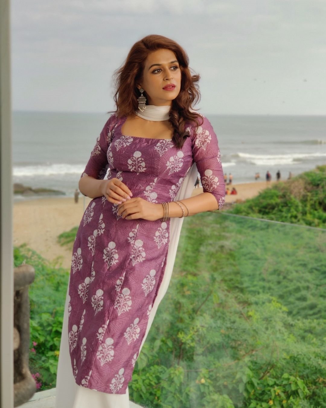 Shraddha Das New Photos In Out side