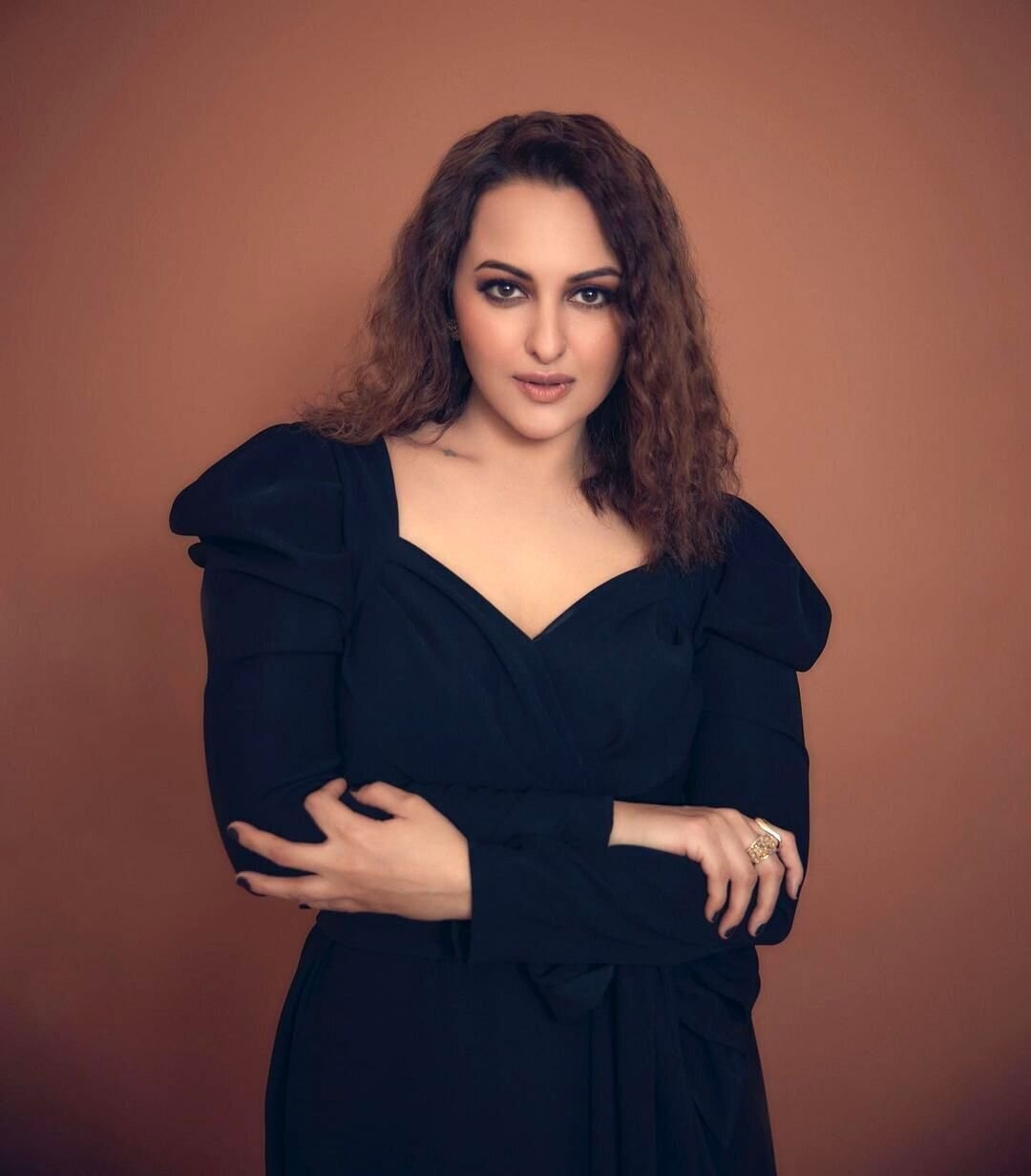 Sonakshi Sinha Amazing New Photos In Black Dress
