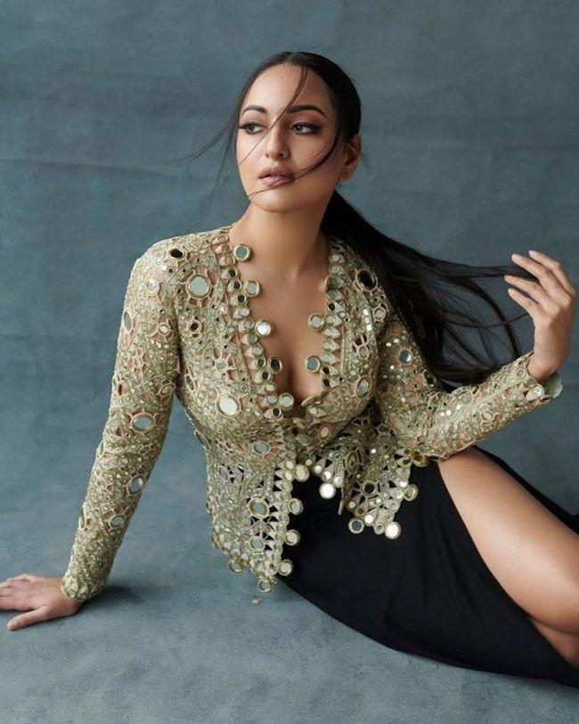 Sonakshi sinha latest Photos