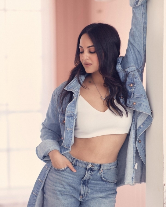 Sonakshi sinha latest Photos