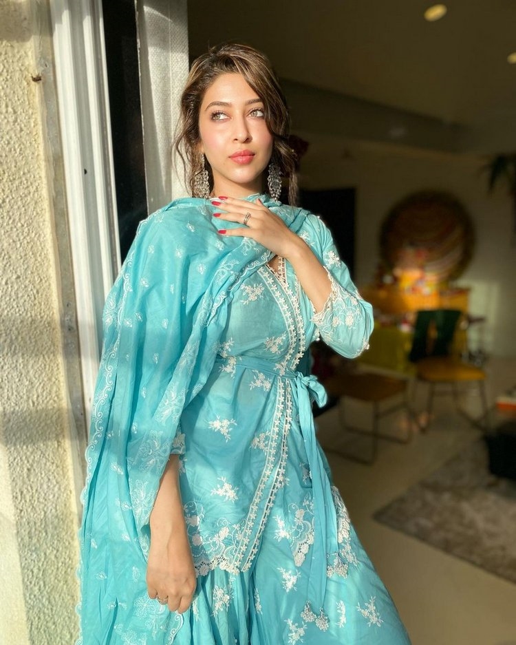 Sonarika Bhadoria New Images