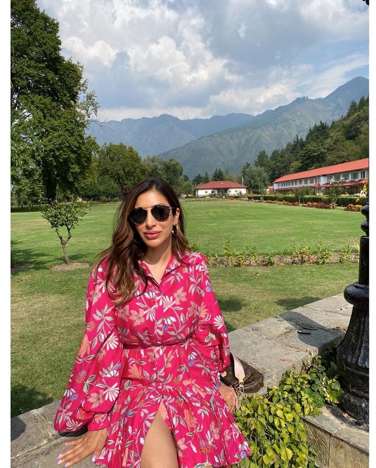 Sophie Choudryi Hot Photos Gallery