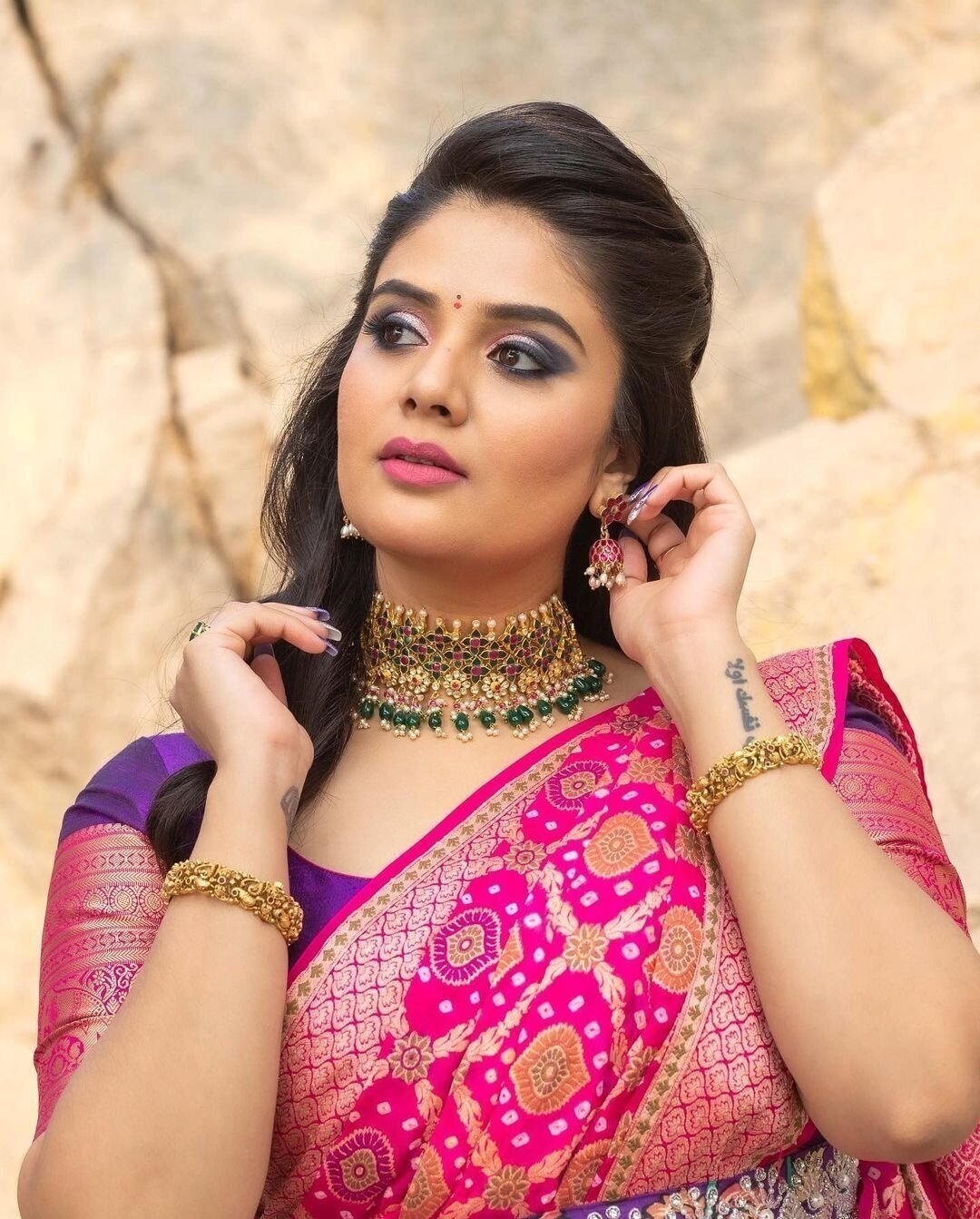 Sreemukhi Amazing New Clicks In Event In Pink Half Saree