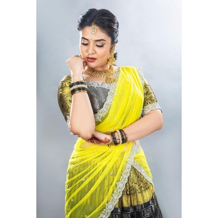 Sreemukhi Images In Half Saree