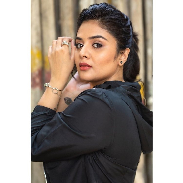 Sreemukhi New Photos In Instagram