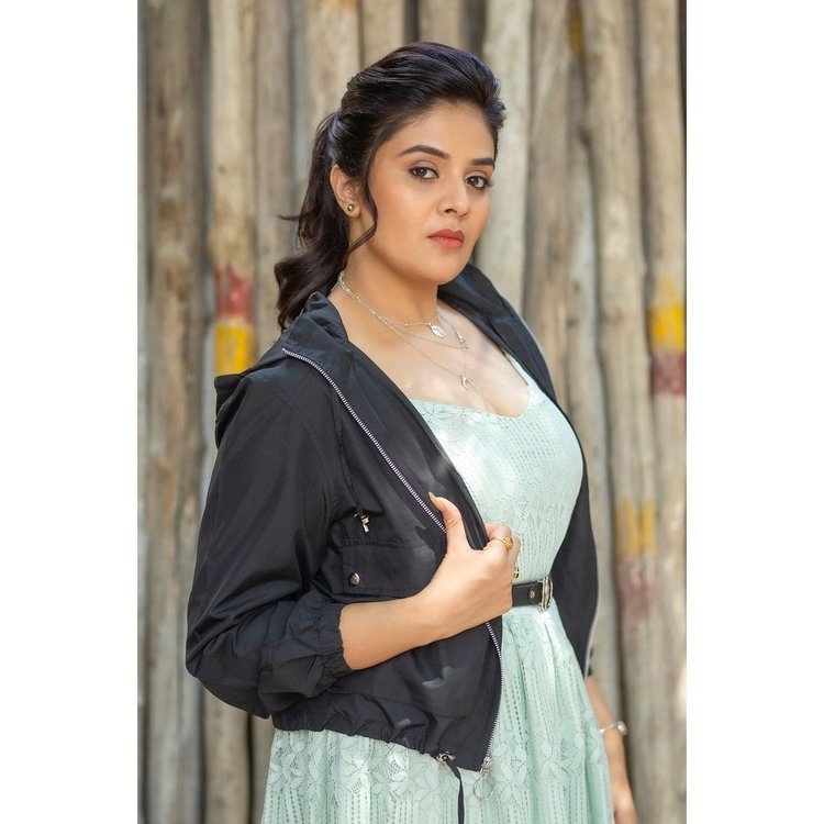 Sreemukhi New Photos In Instagram