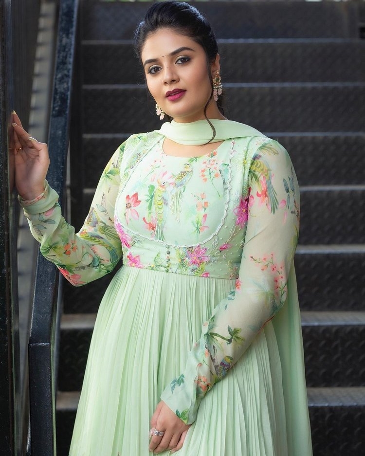 Sreemukhi Stunning Images