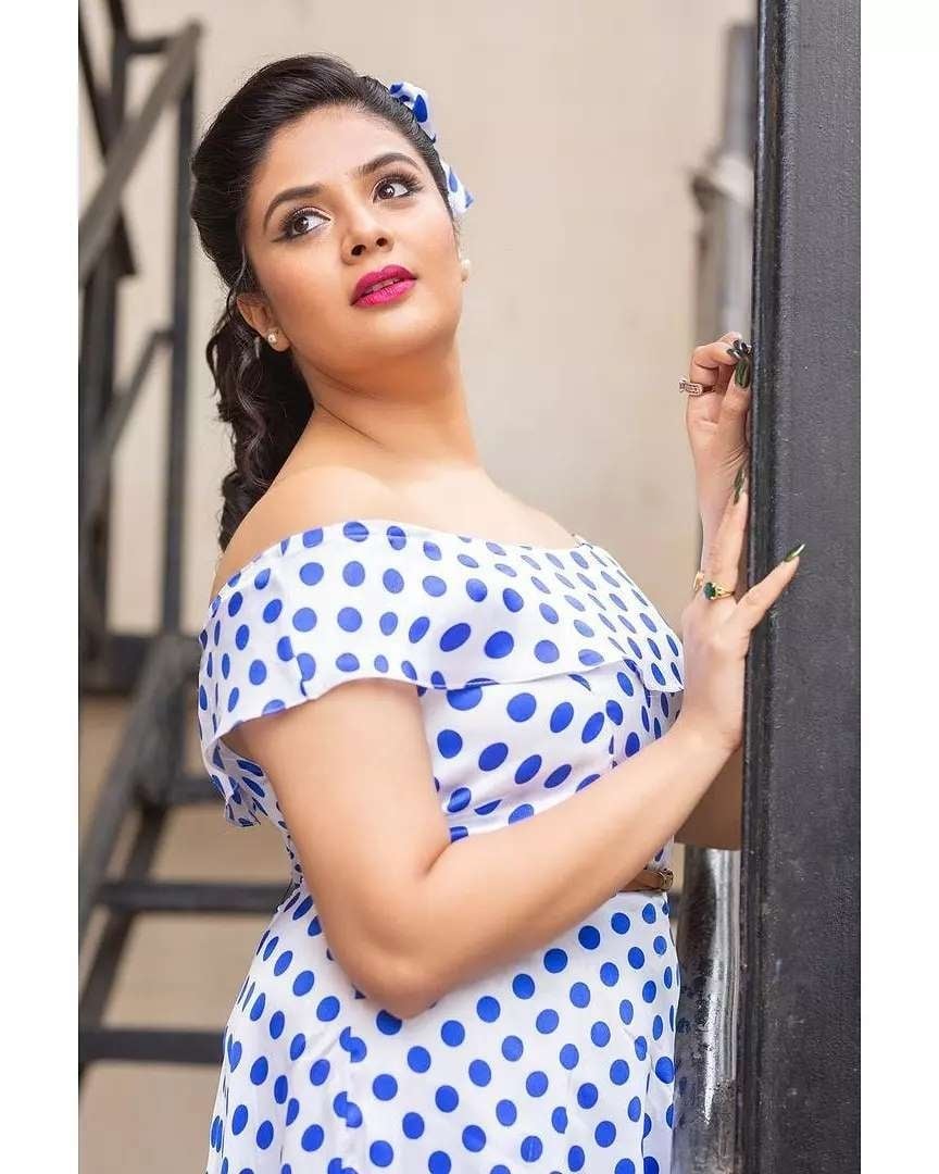 Sreemukhi latest Photos Shoot In Frock