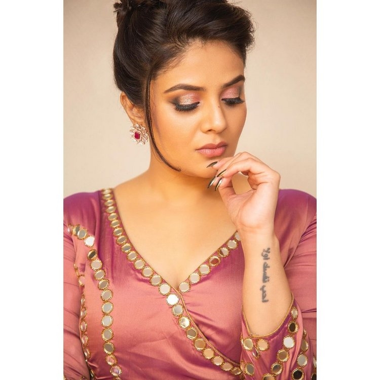 Sreemukhi latest Photos Shoot