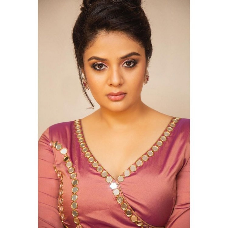 Sreemukhi latest Photos Shoot