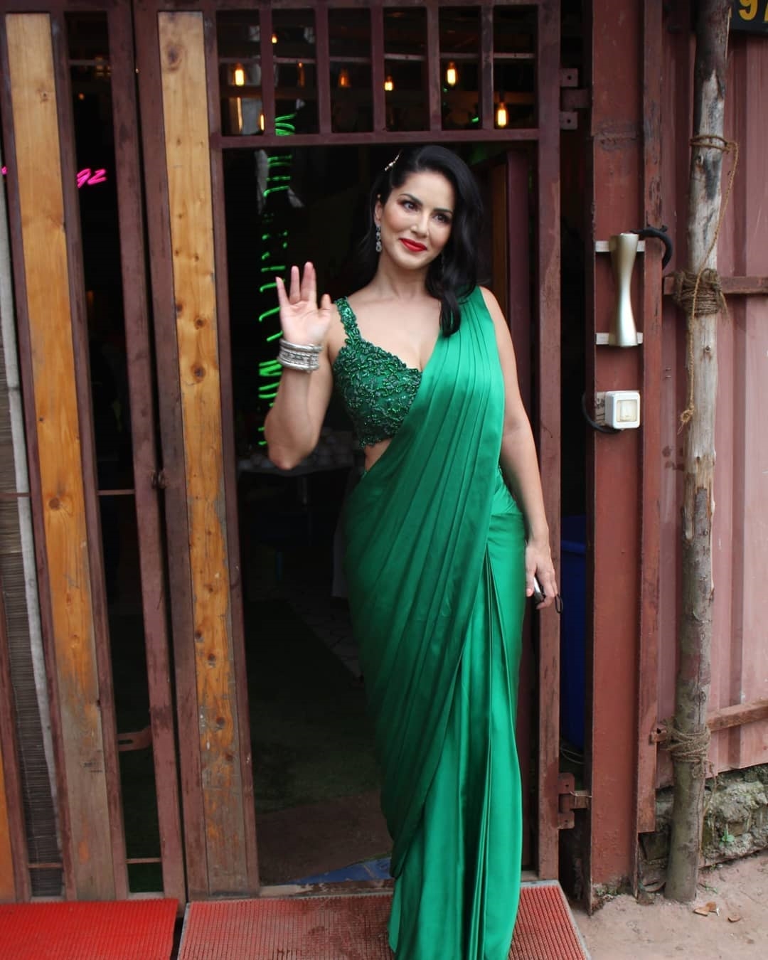 Sunny Leone Hot Photos In Saree