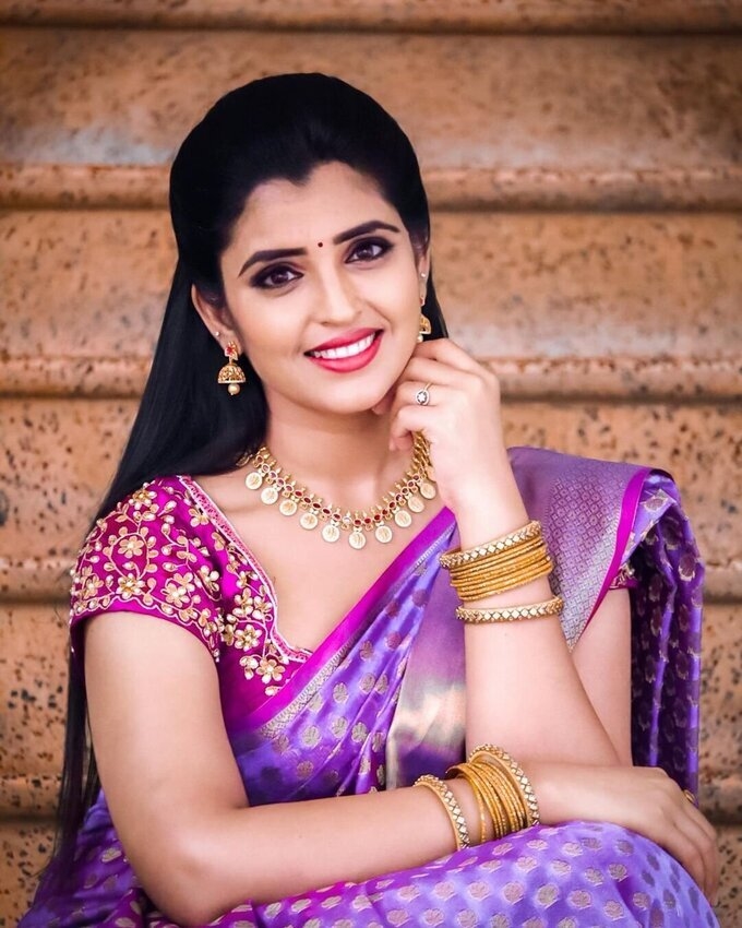 Syamala Anchor Latest Photos In Saree