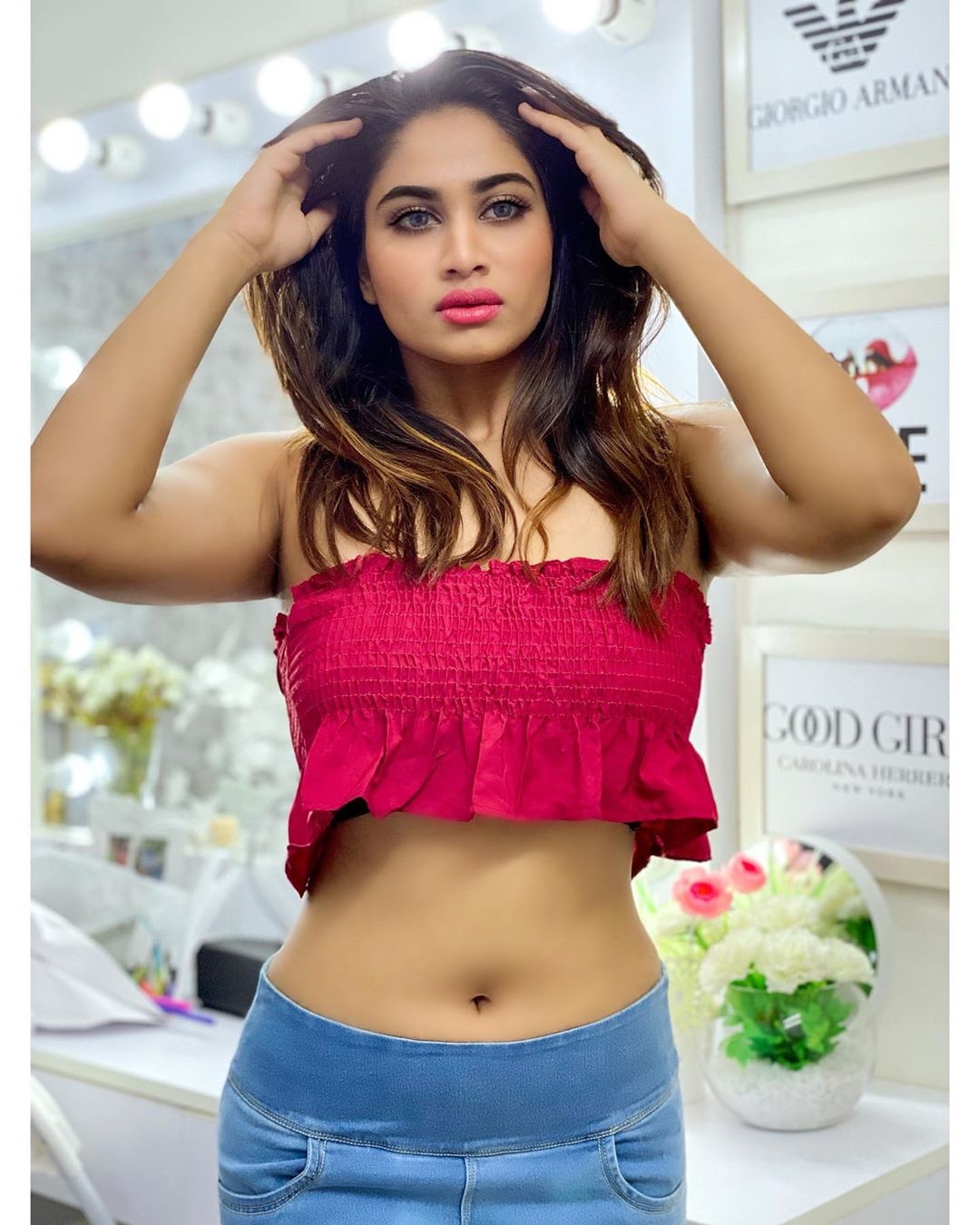 Tamil BiggBoss Contestant Shivani Narayan Hot Images