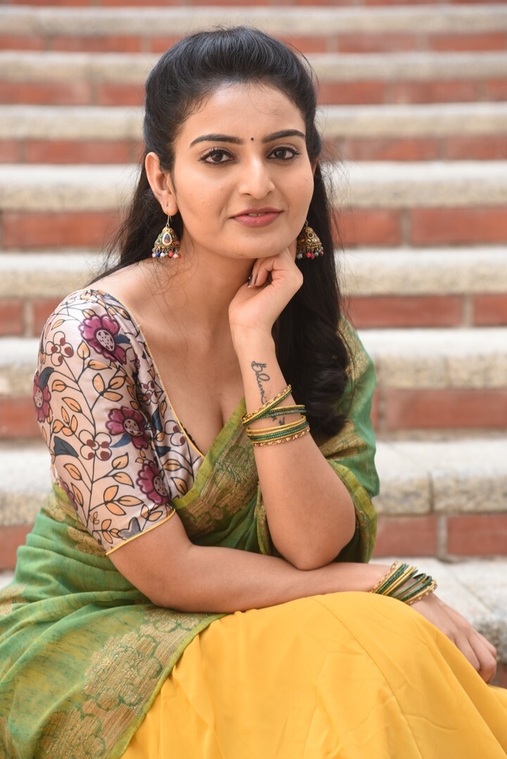 VakeelSaab Actress Ananya Nagalla Hot Images
