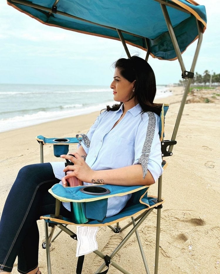 Varalaxmi Sarathkumar New Images