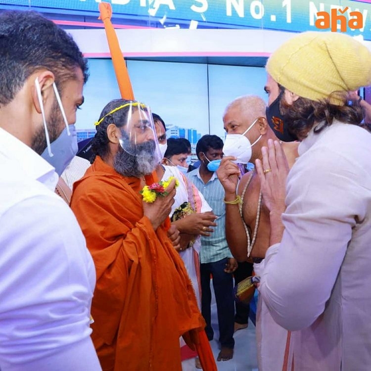 Vijay Deverakonda New Stills