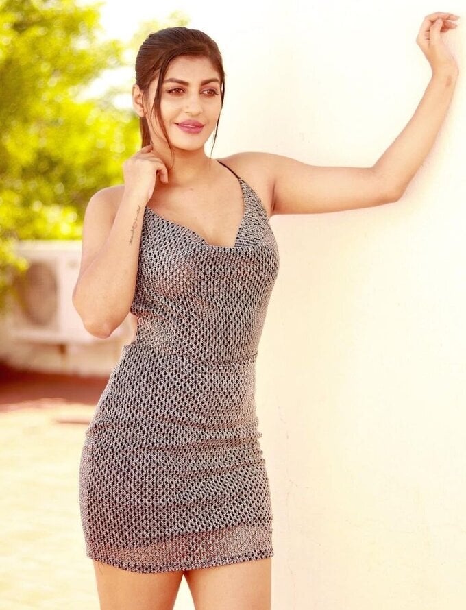 Yaashika Aanand Amazing Photos