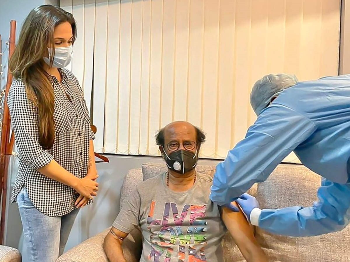 celebrities who wear vaccination