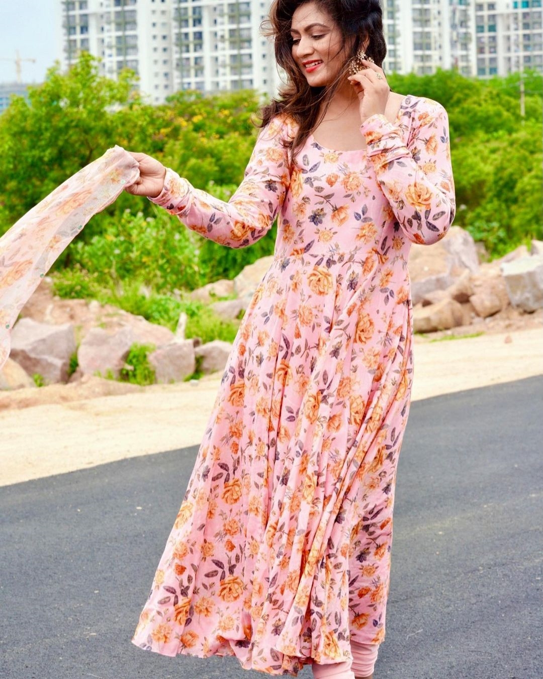 shmita Karnani New Clicks