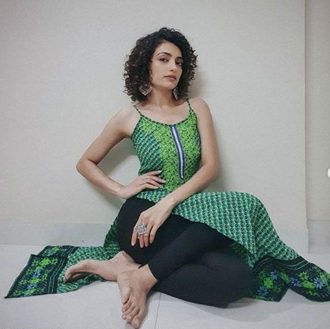 vaibhavi upadhyaya photos