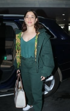 Tamannaah stunning airport photos