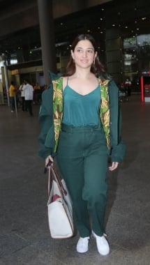 Tamannaah stunning airport photos