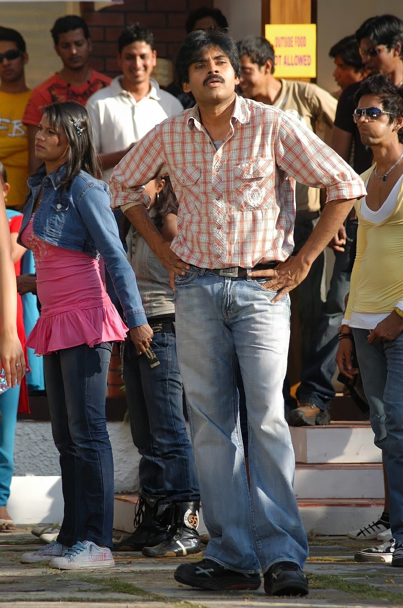 Pawan Kalyan Jalsa Movie Gallery Unseen