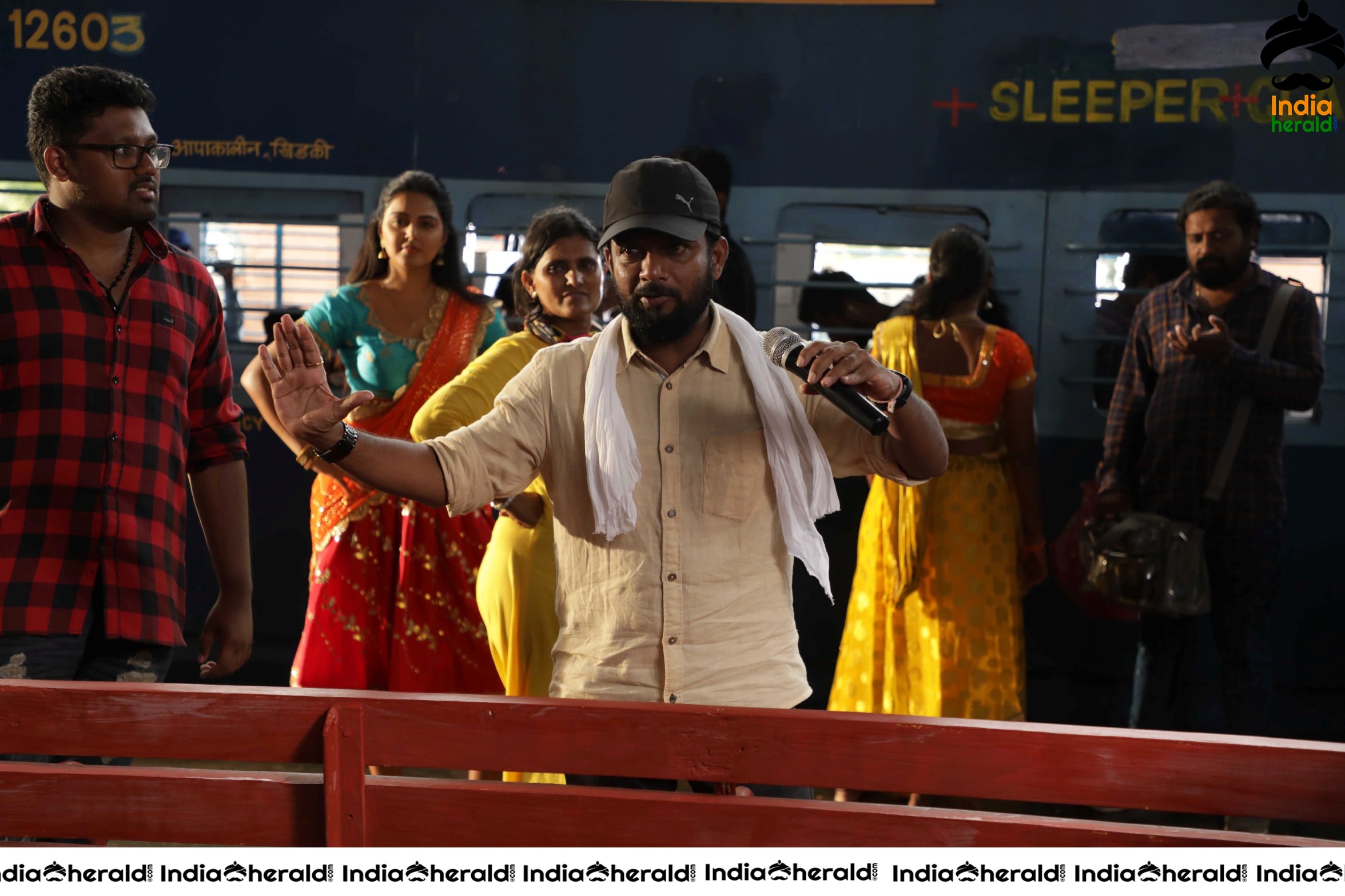 Actor Aadhi in Shooting Spot of his movie Clap