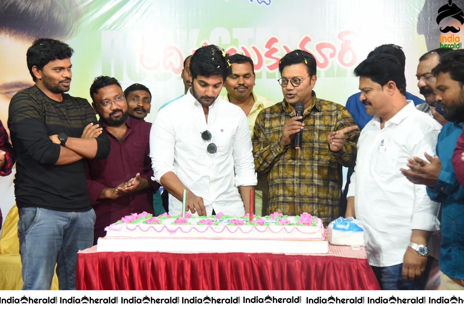 Actor Aadi Sai Kumar Birthday Celebration Stills
