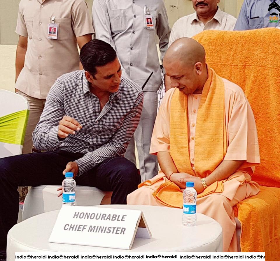 Actor Akshay Kumar Rare Photos Collection Set 2