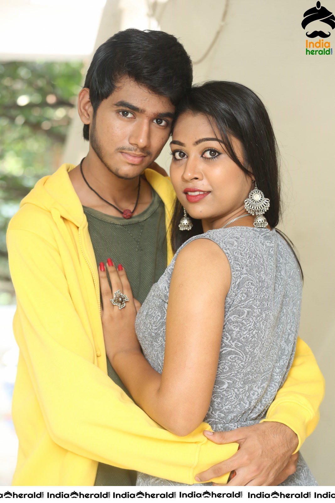 Actor Anvesh Photos with Actress Sarika Set 3