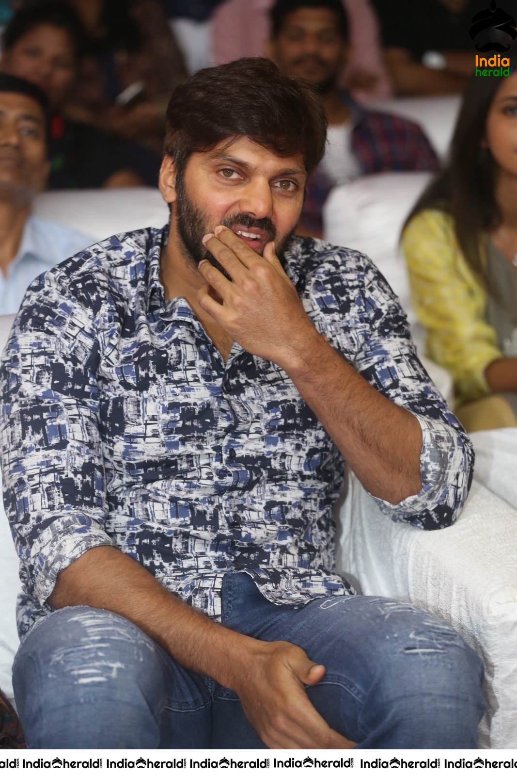 Actor Arya Latest Photos