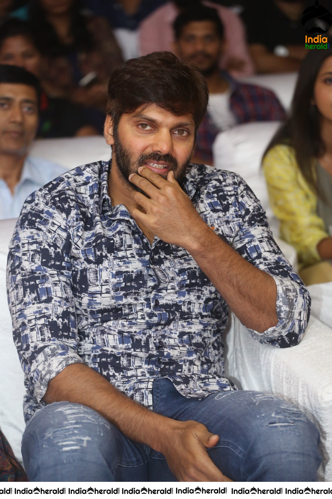 Actor Arya Latest Photos