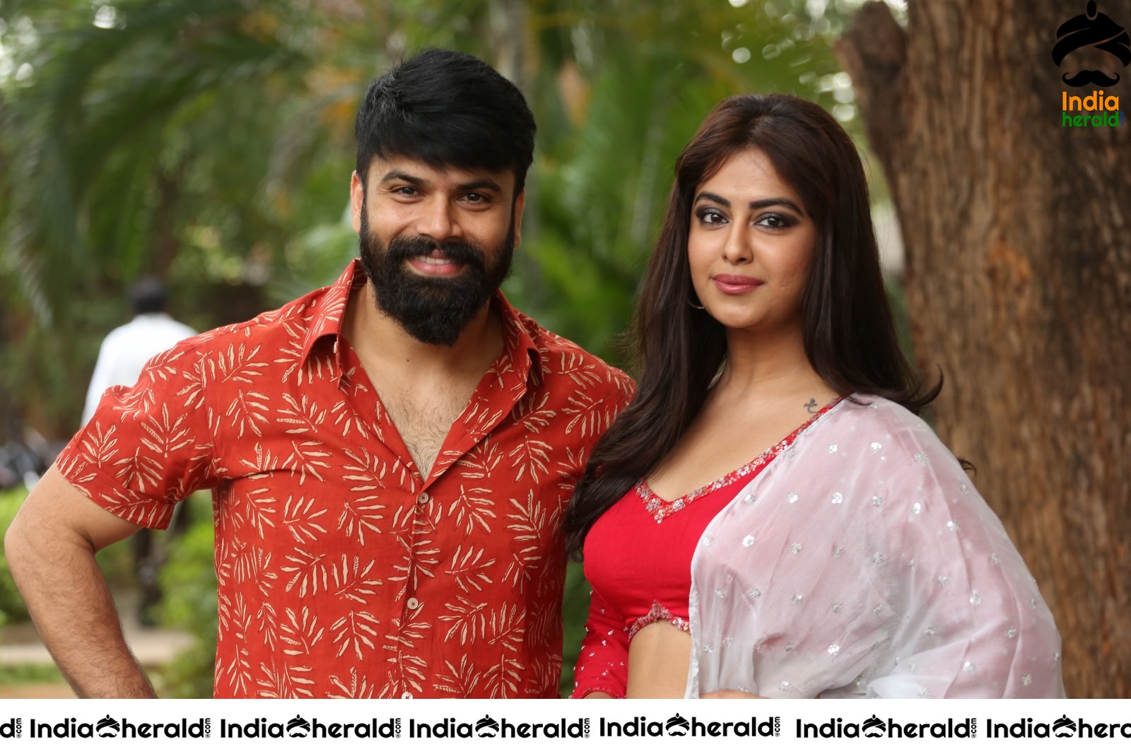 Actor Ashwin and Avika Gor Together in Red Attire