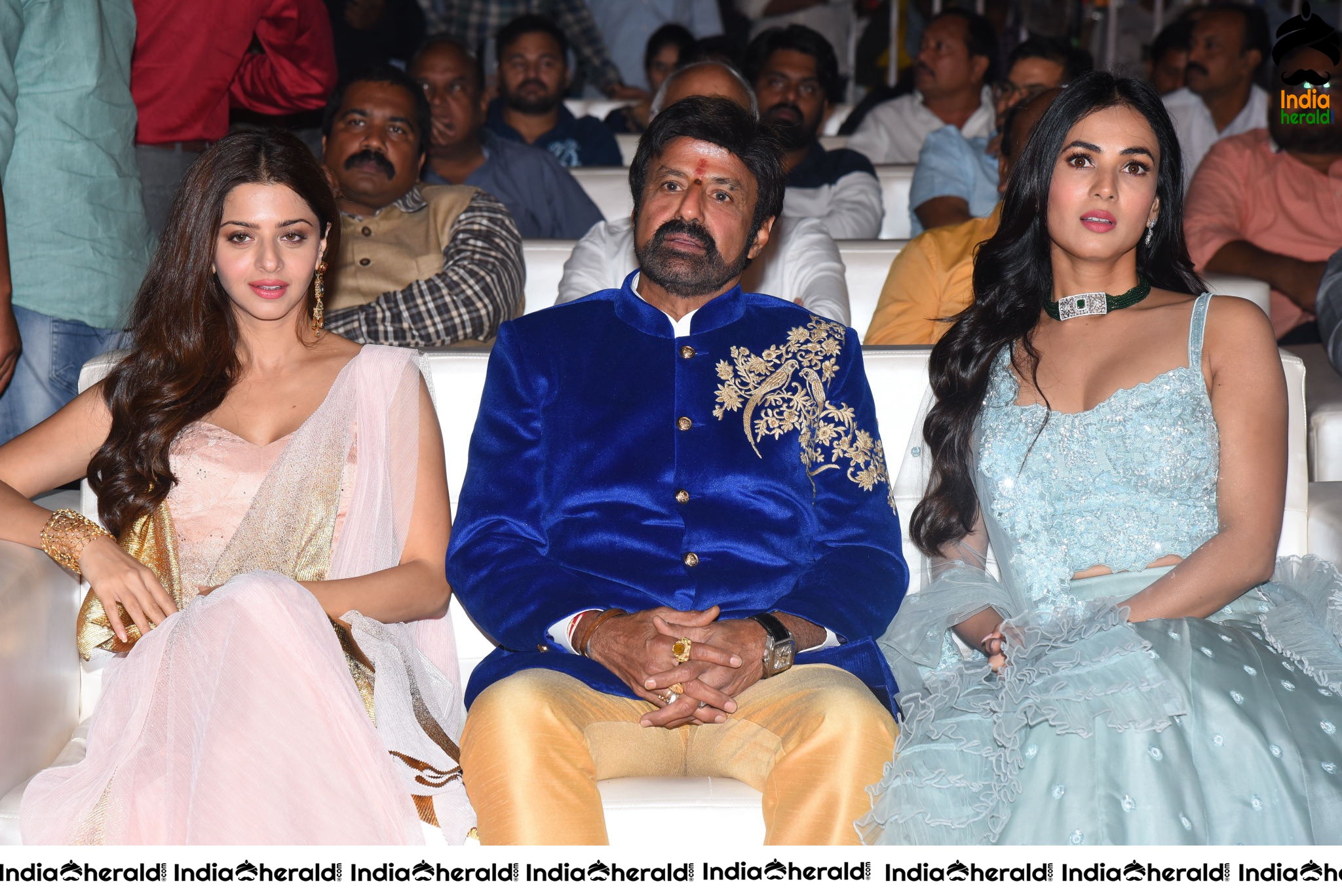 Actor Balayya Sitting between Vedika and Sonal Chauhan Set 1