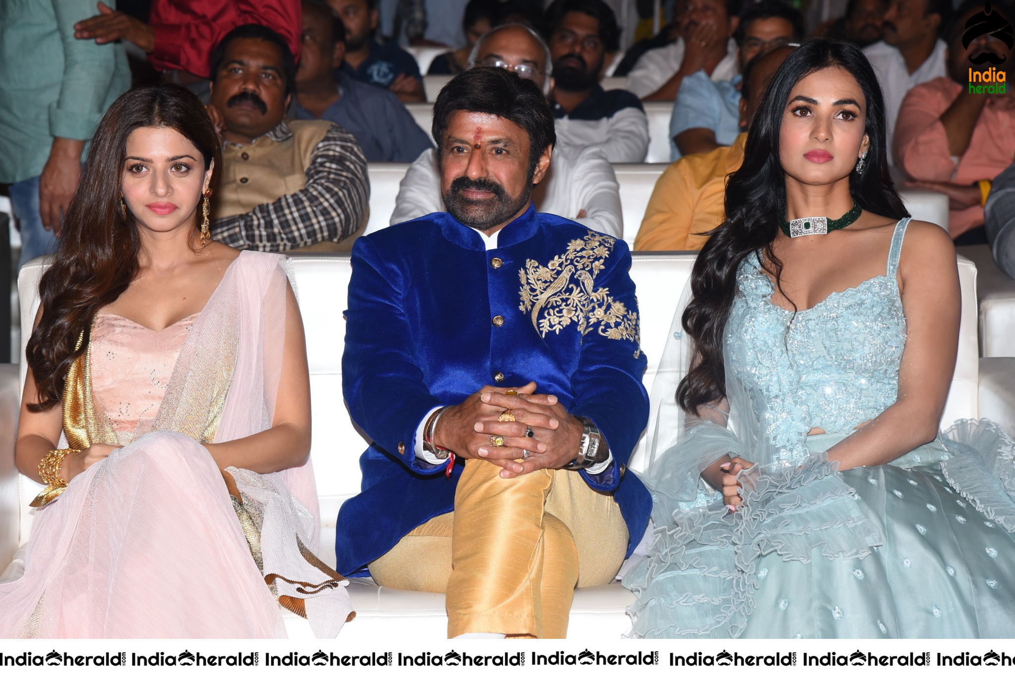 Actor Balayya Sitting between Vedika and Sonal Chauhan Set 1