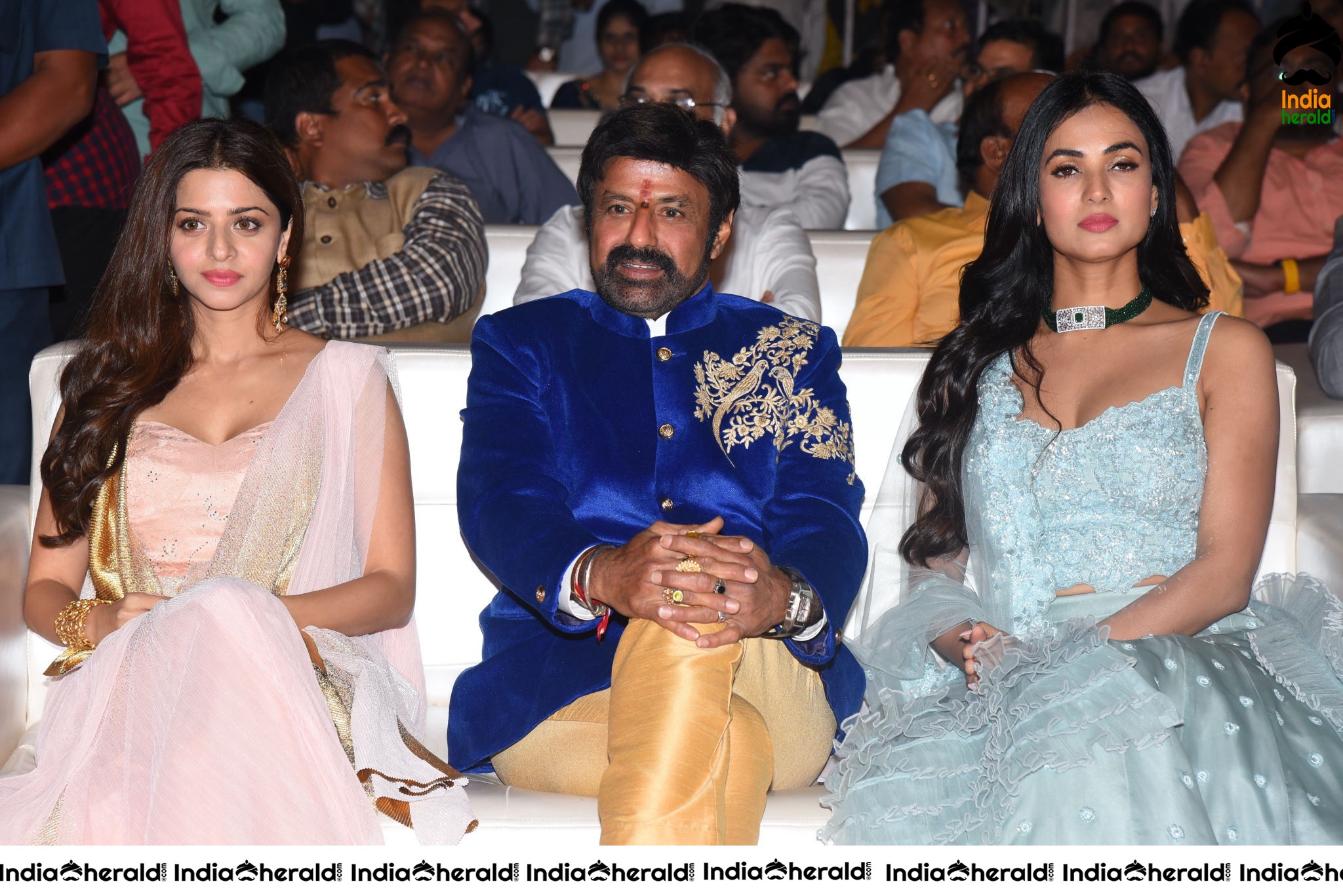 Actor Balayya Sitting between Vedika and Sonal Chauhan Set 1