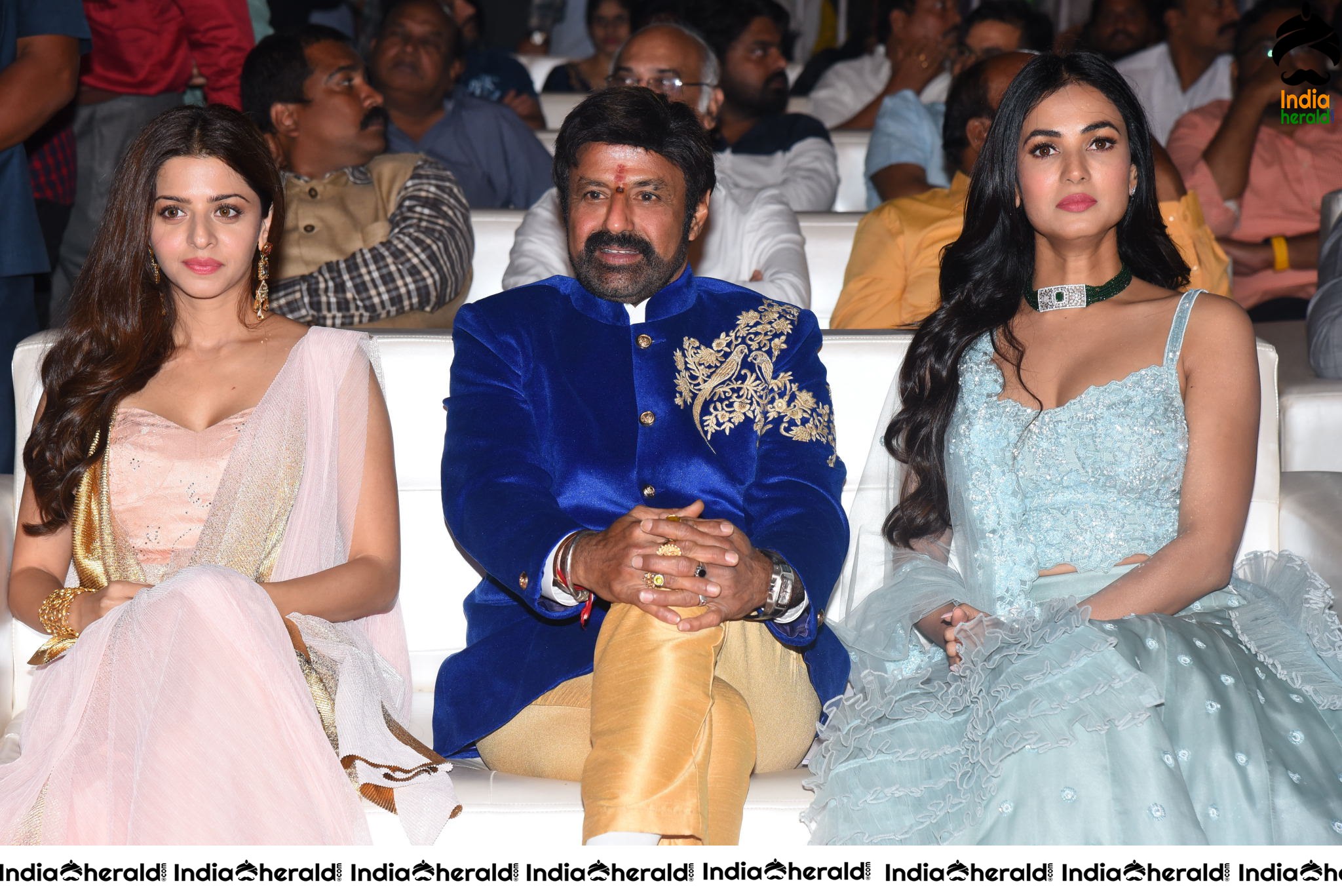 Actor Balayya Sitting between Vedika and Sonal Chauhan Set 1