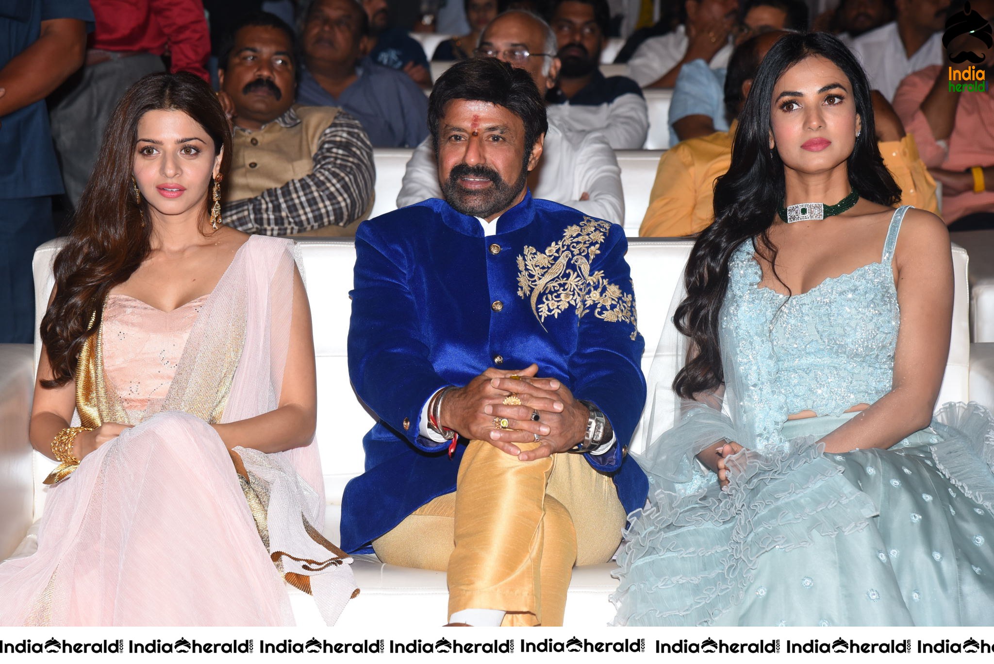 Actor Balayya Sitting between Vedika and Sonal Chauhan Set 1