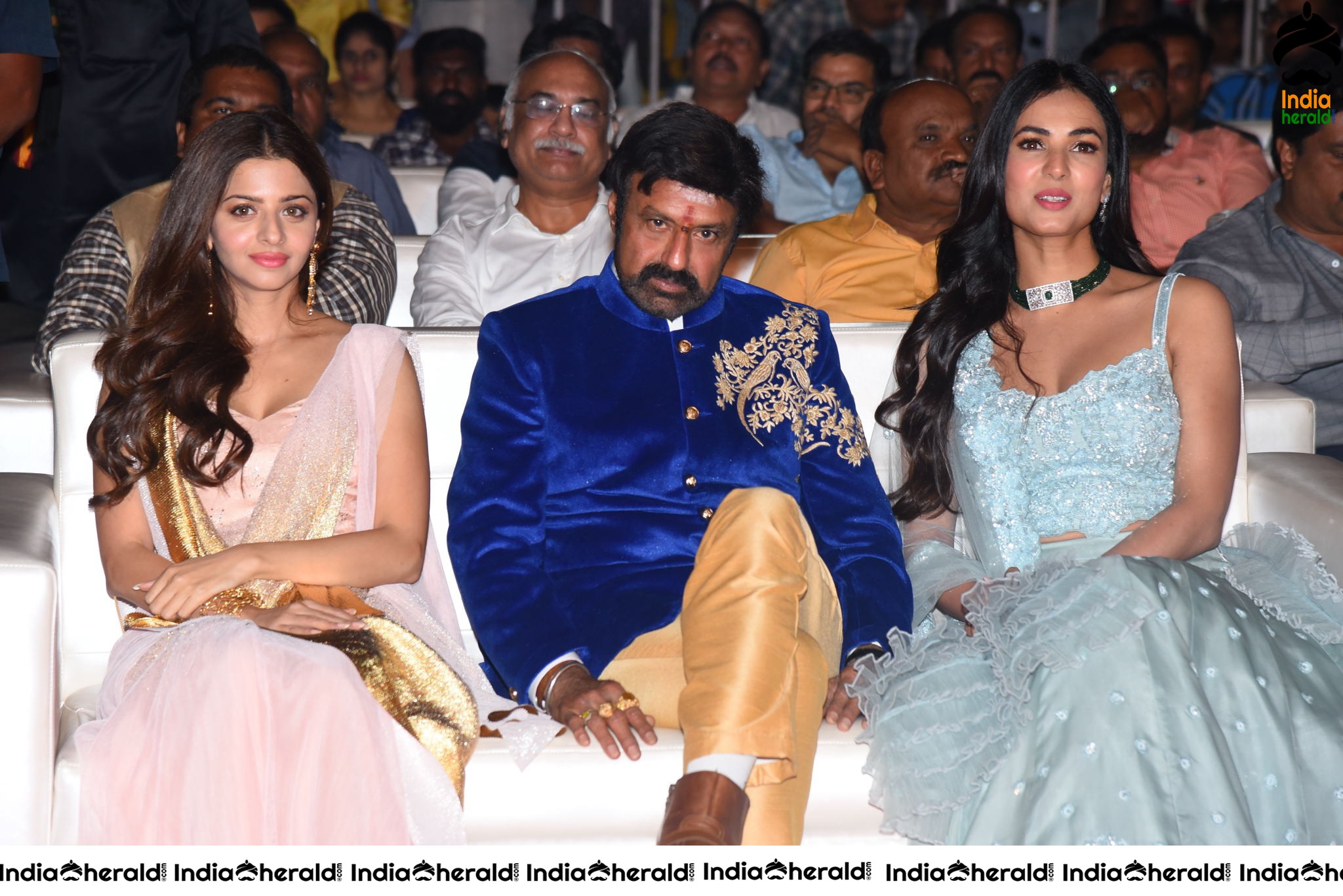 Actor Balayya Sitting between Vedika and Sonal Chauhan Set 2