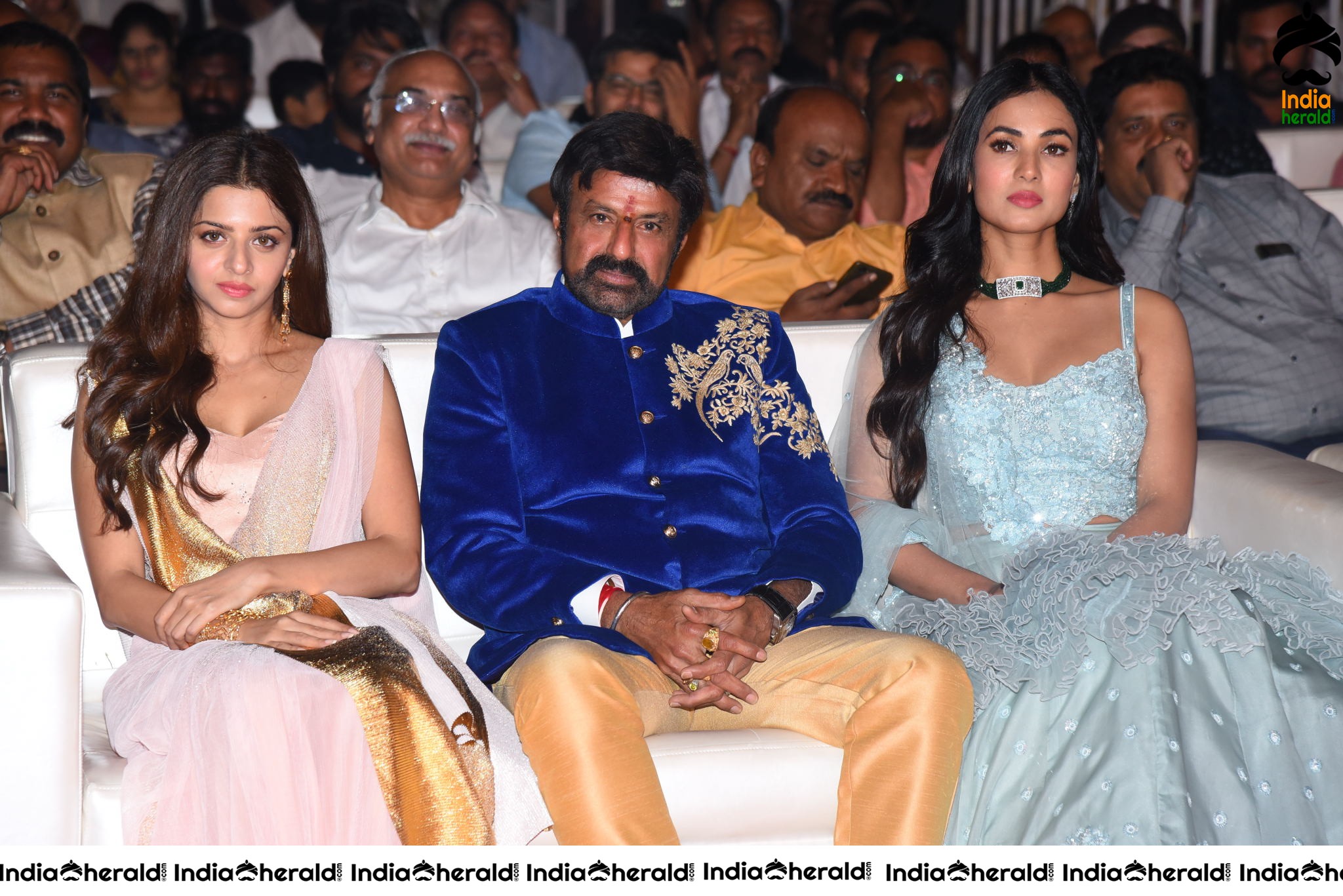 Actor Balayya Sitting between Vedika and Sonal Chauhan Set 2