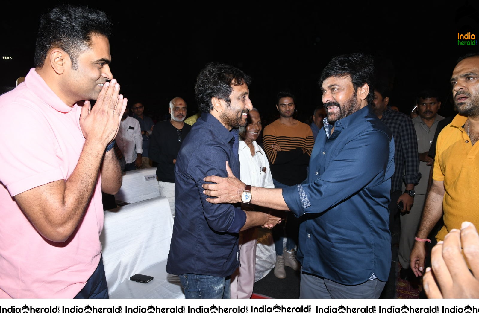 Actor Chiranjeevi Mass Entry at Sarileru Neekevvaru event Set 2