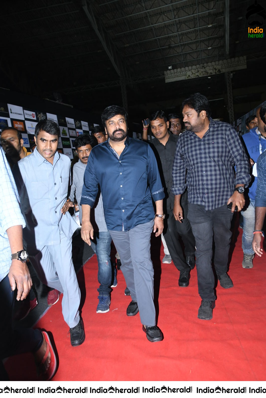 Actor Chiranjeevi Mass Entry at Sarileru Neekevvaru event Set 2