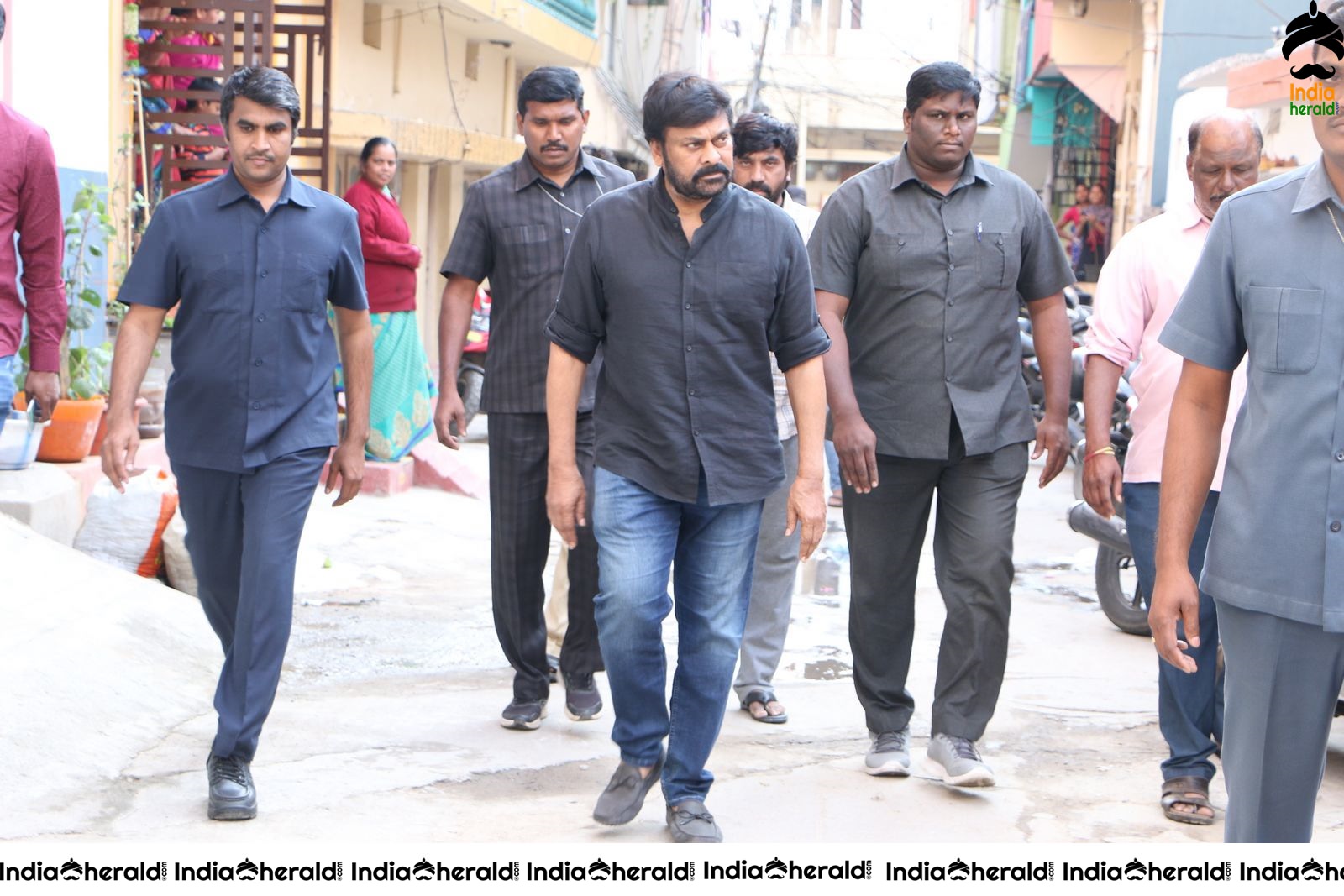 Actor Chiranjeevi Photos while Paying Final Respect to Sr Journalist Pasupuleti Ramarao Set 1