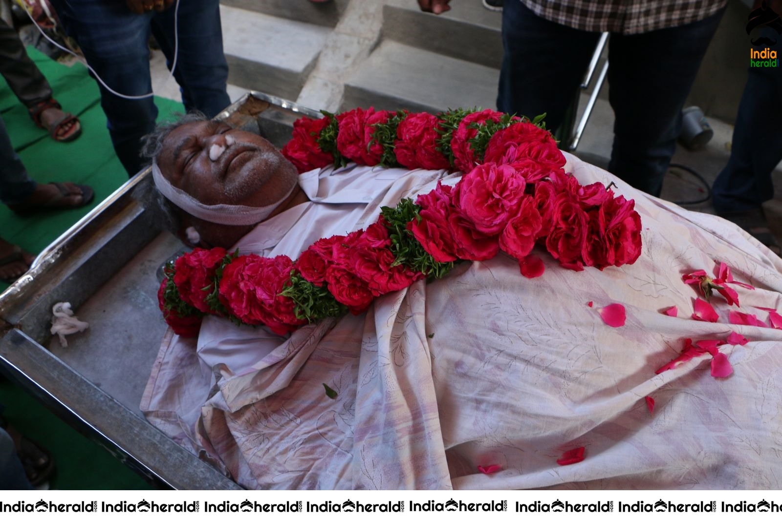 Actor Chiranjeevi Photos while Paying Final Respect to Sr Journalist Pasupuleti Ramarao Set 1