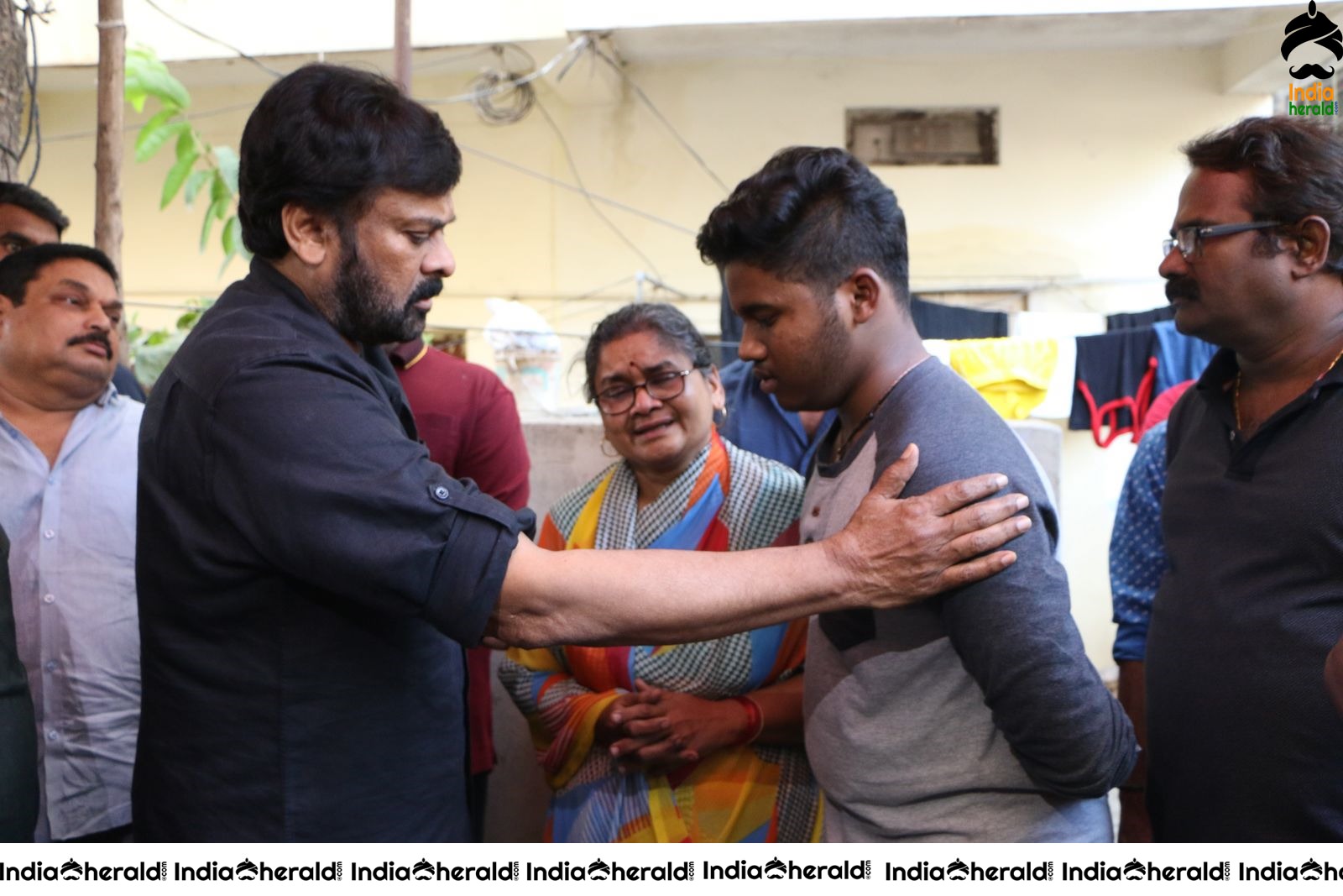 Actor Chiranjeevi Photos while Paying Final Respect to Sr Journalist Pasupuleti Ramarao Set 1