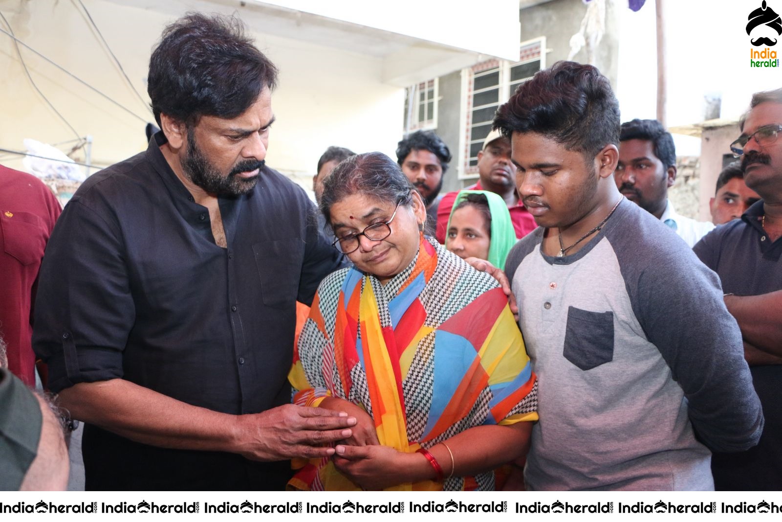 Actor Chiranjeevi Photos while Paying Final Respect to Sr Journalist Pasupuleti Ramarao Set 2